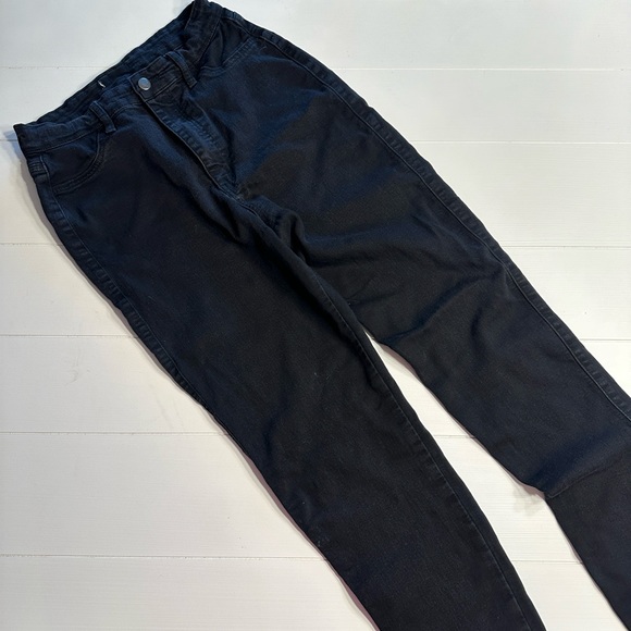 BUNDLE Fashion Nova Jeans - Picture 8 of 9